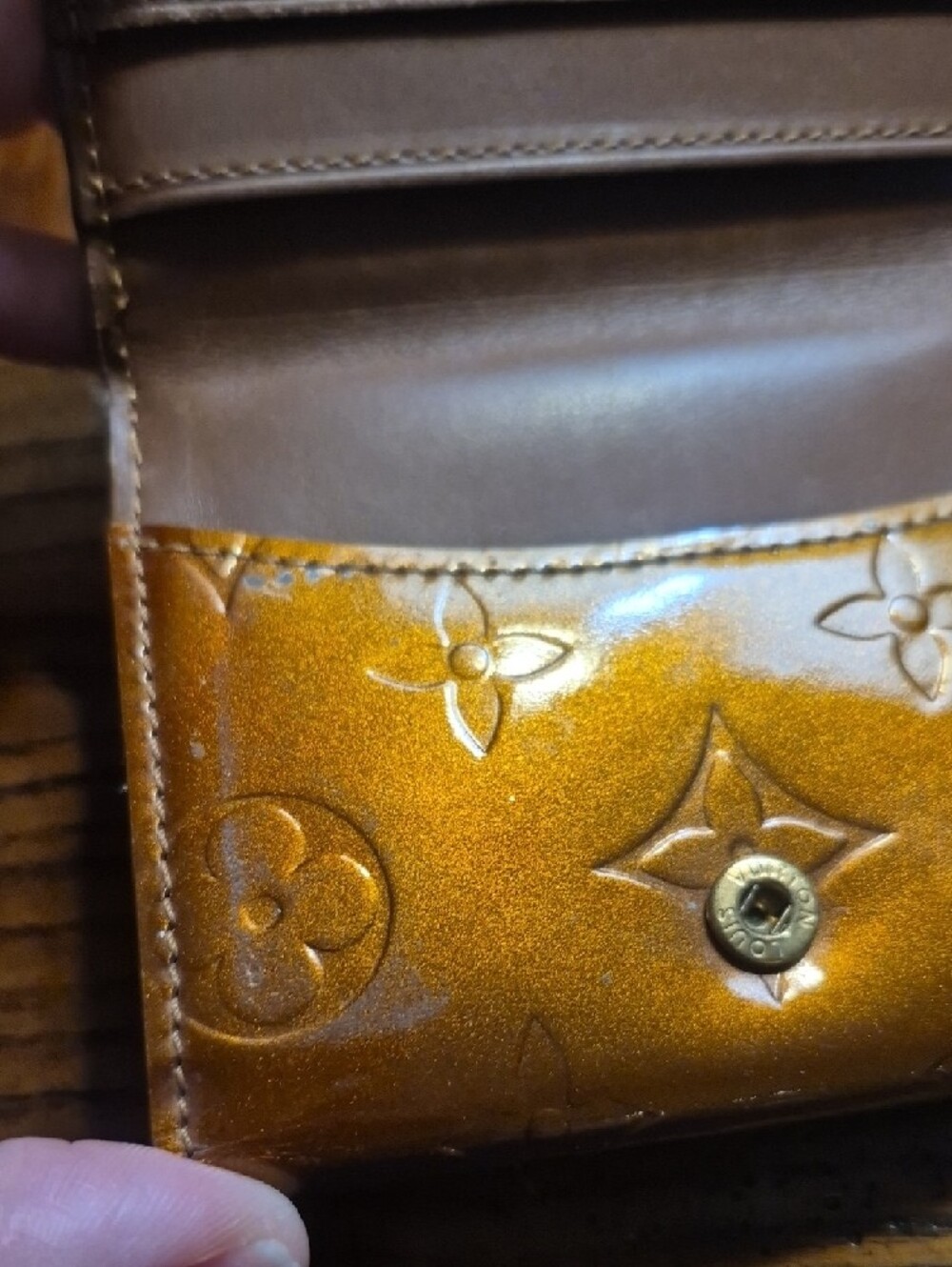 Louis Vuitton Vernis Elise Compact Wallet Bronze - Picture 5 of 14